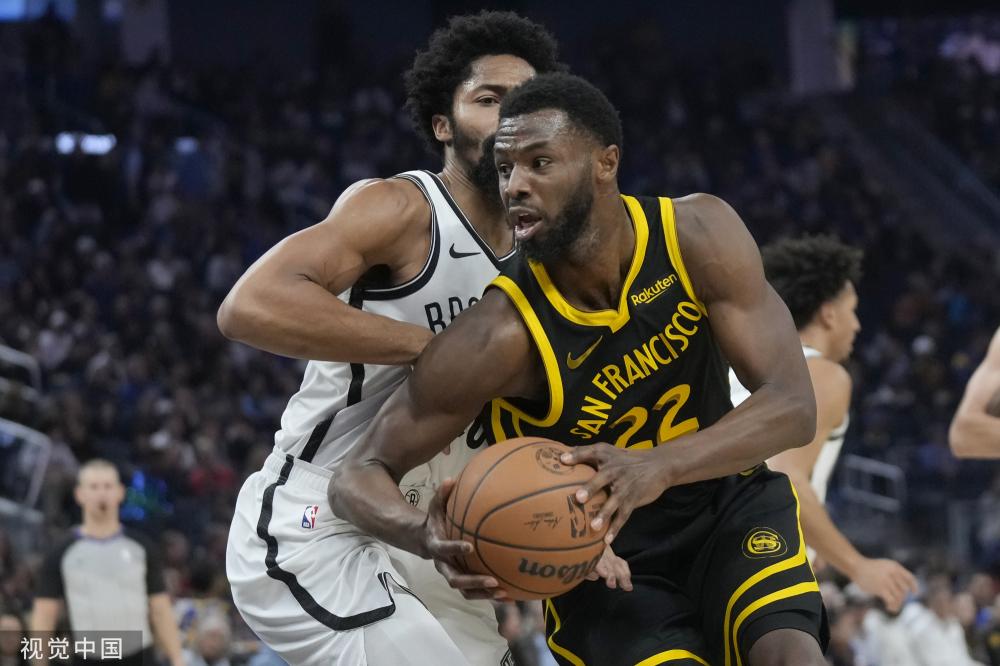 这场充满悬 这场充满悬