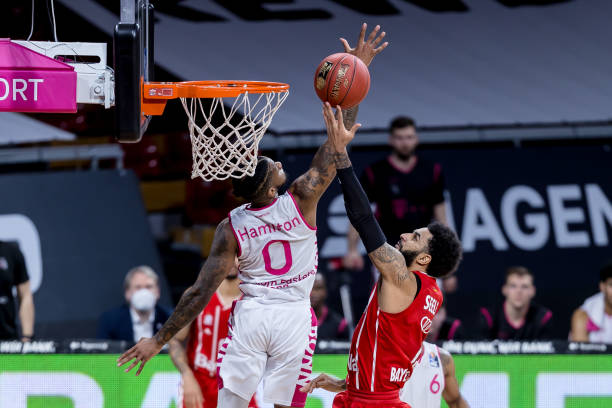 球迷们也将 球迷们也将